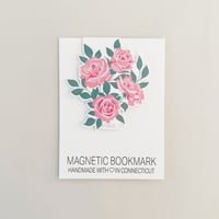 Image 1 of Rose Bouquet Magnetic Bookmark