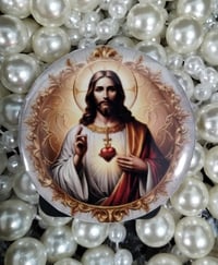 Image 1 of Jesus Sacred Heart Pin Button