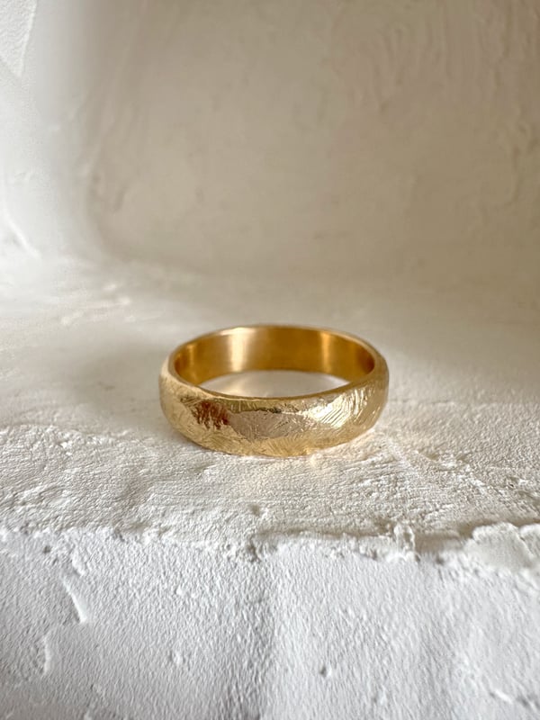 Image of *MTO* 5mm Wide Rough Carved Band