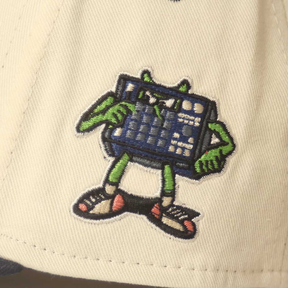 1000  SNAP BACK  HAT - “THE OG”