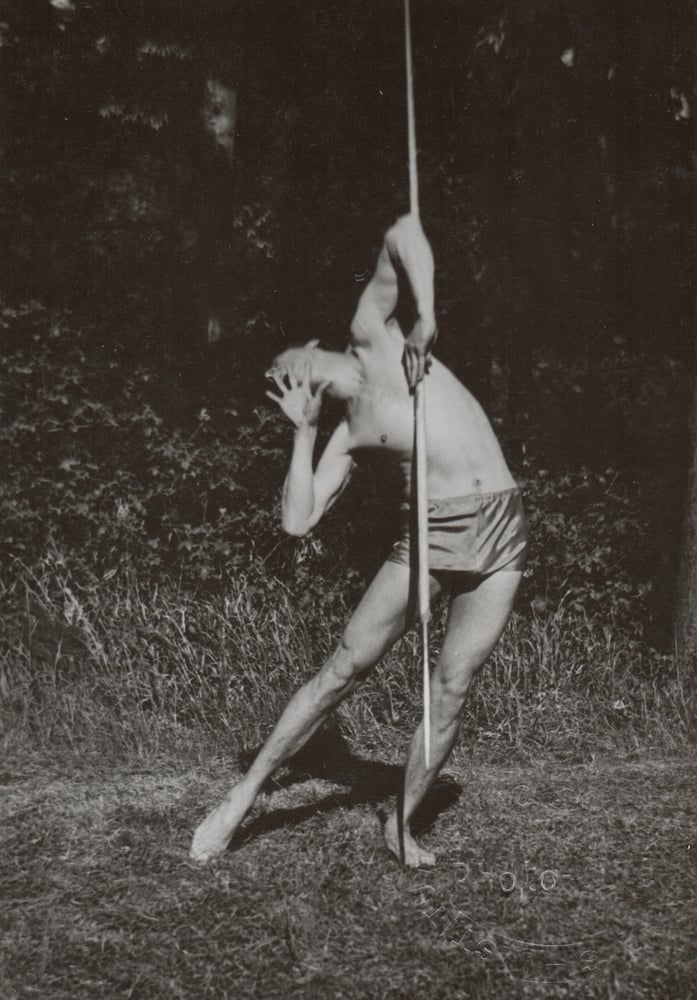 Image of Institut National des Sports: Javalin dancer, France ca. 1925