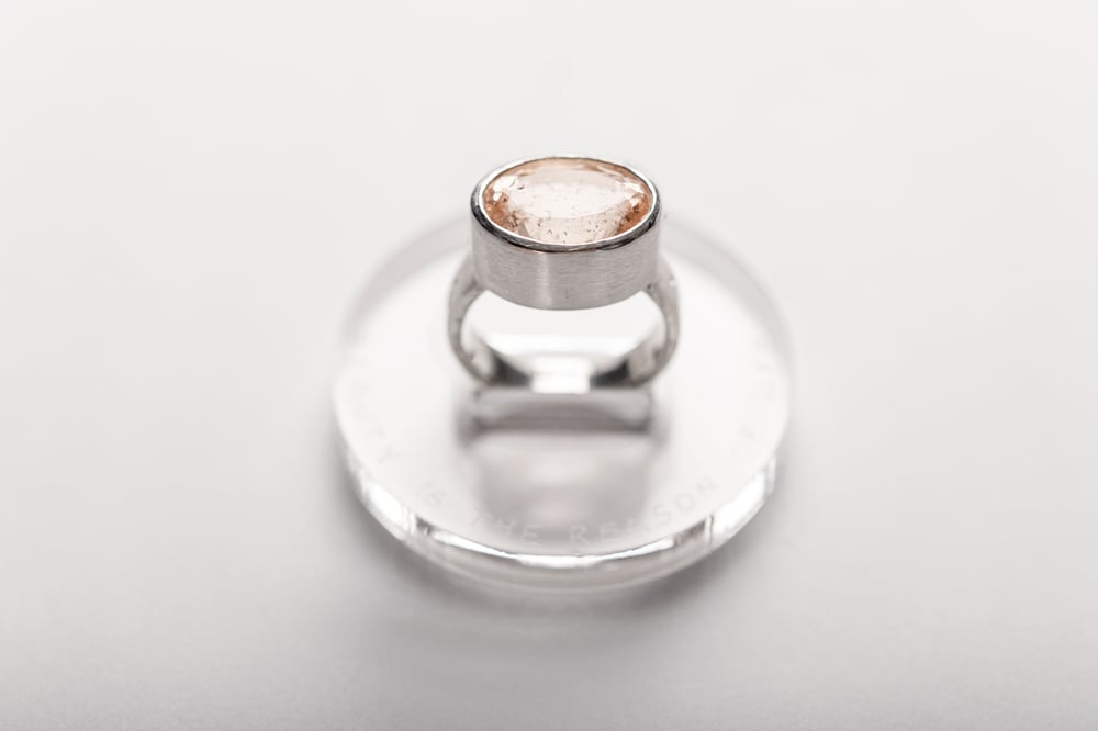 Image of "Beauty is..." silver ring with morganite · PULCHRITUDO CAUSA VITAE EST ·