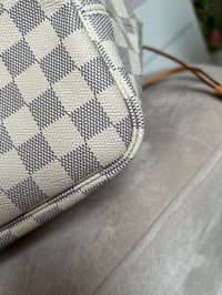 Image 14 of Louis Vuitton Neverfull MM Damier Azur Rose Ballerine