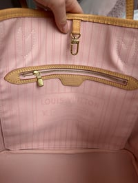 Image 17 of Louis Vuitton Neverfull MM Damier Azur Rose Ballerine