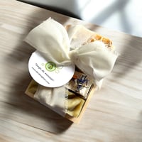 Image 3 of GIFT BOX