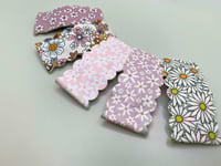 Image 2 of Neutral Floral Snap Clips
