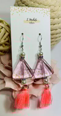 Image 3 of Clear Pink Triangle & Pearl Tassel Earrings