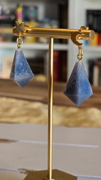 Image 5 of Midnight Rain d4 dice earrings