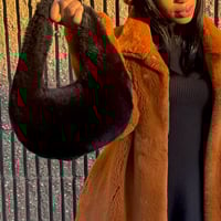 Image 2 of Deluxe Plush Handbag BLACK