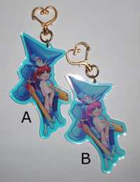 Image 2 of Marimera Rainbow Acrylic Keychain (まりメラ虹アクリルキーホルダー)