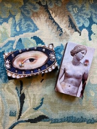 Image 2 of Lovers Eye Matches Cinq