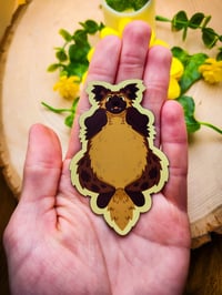 Image 2 of Round Yeen Magnet