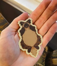 Image 2 of Small Round Yeen Sticker