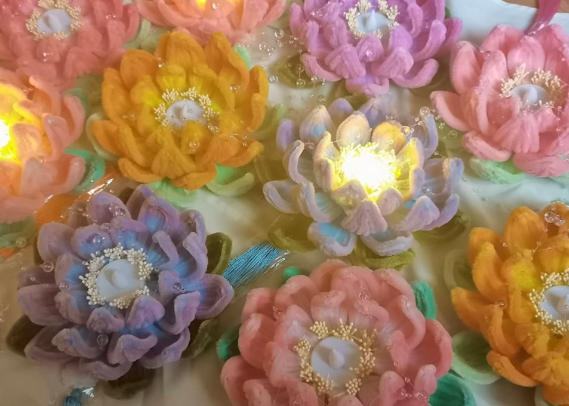 Image of Handmade Lotus and Lantern – Light Up Your World with a Blooming Touch! 🌸💫