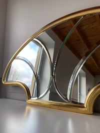 Image 2 of Miroir Art Déco « Coquillage » doré à la feuille d’or  ✨