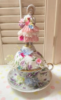 Cute Springrtime Lady Teacup Decoration