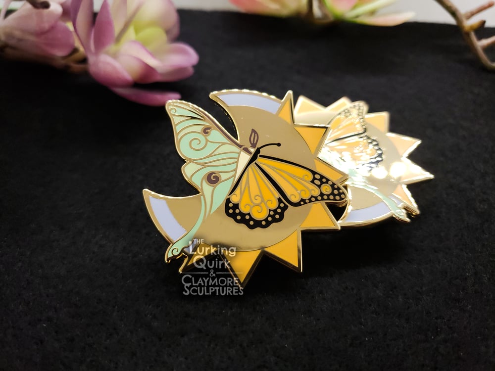 2inch Luna Moth/Monarch Butterfly Hard Enamel Pin