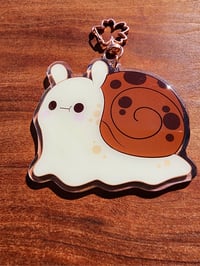 Image 2 of Snail Keychain