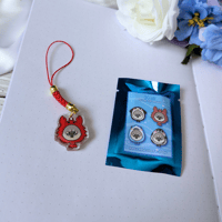 Image 4 of Ocean Animal Hat Doggie BLIND BAG Phone Charm