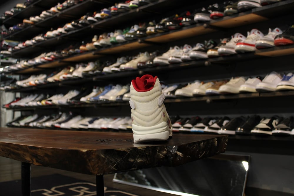 AIR JORDAN VIII x SOLEFLY (8) "MI CASA"