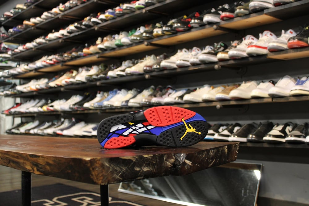 AIR JORDAN VIII (8) "PLAYOFF" (2023)