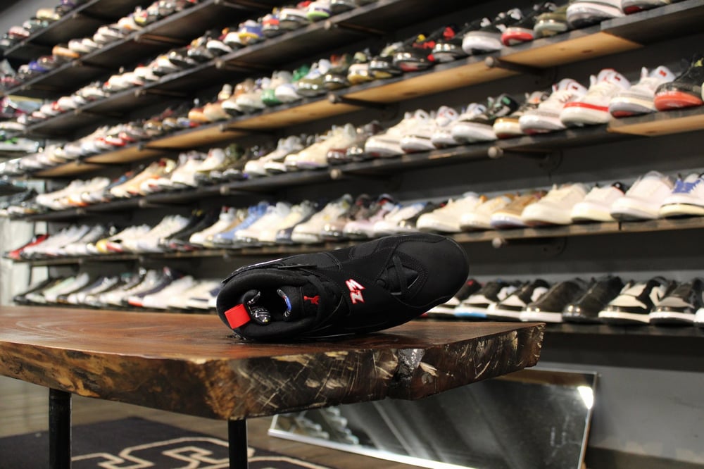 AIR JORDAN VIII (8) "PLAYOFF" (2023)