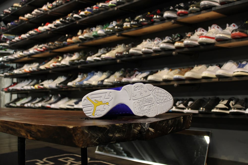 AIR JORDAN IX (9) "KOBE PE"