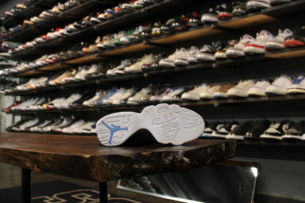 AIR JORDAN IX (9) "UNC/BLK/WHT"