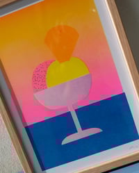 Image 3 of Sweet Tooth – Coupe de Glace print