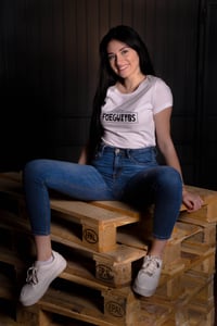 Image 2 of Camiseta "Fueguitos entallada B"
