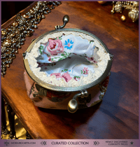 Image 3 of Retro Small Purse Flower Bag┃Vintage Elegance┃Curated Collection Piece