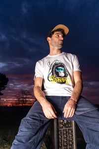 Image 1 of Camiseta "Hu-monos B"