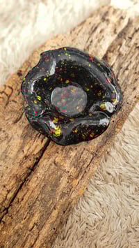 Image 5 of Flowing Lip Bowl