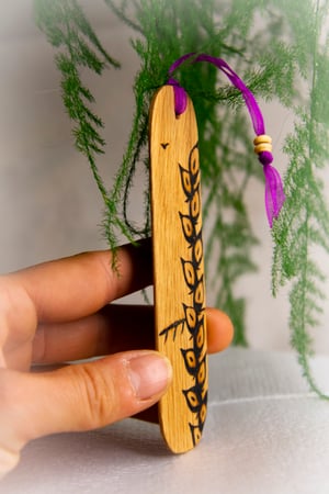 Image of Marcapáginas floral.