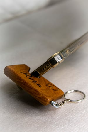 Image of DETALLE LLAVERO Y SOPORTE MV