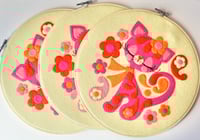 Image 3 of Paisley the Cat Felt Appliqué - Completed Piece or DIY Kit