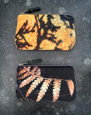 Image of Golden fern frond, velvet zipper purse