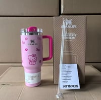 Image 4 of Hello Kitty X Stanley™️ “Pink Bow” | 40 Oz. FlowState Quencher