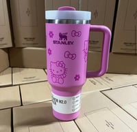 Image 4 of Hello Kitty X Stanley™️ “Peony Powder” | 40 Oz. FlowState Quencher