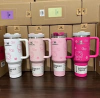 Image 4 of Hello Kitty X Stanley™️ “Pink Powder” | 40 Oz. FlowState Quencher
