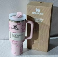 Image 3 of Hello Kitty X Stanley™️ “Pretty Pink” | 40 Oz. FlowState Quencher
