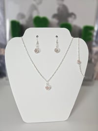 Elegant Violet Quartz Set