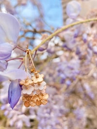 Image 5 of Les couronnes de fleurs de saison - boucles d'oreilles en cuir