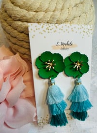 Image 4 of Emerald Flower Tassel Earrings 