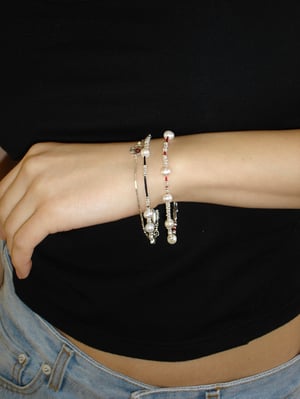 Image of LOWOOL - Black Thread Silver Pearl Bracelet