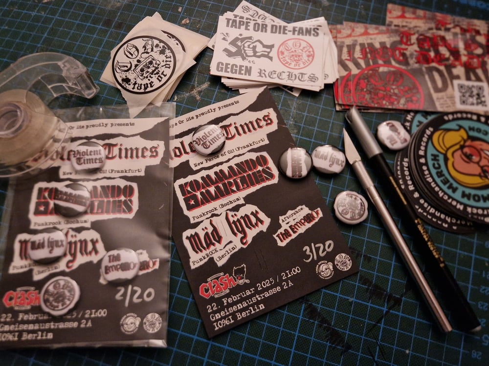 Image of Limited Buttonpack