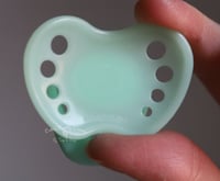 Image 2 of Sweetheart - Newborn - Honeybug - Magnetic Pacifier - Magnet included - Miss Minty