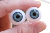 Image 4 of 18mm - Full Round - German Glass Eyes - Blue w/Light Green - Imperfect
