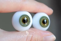 Image 2 of 20mm - Flat Back - German Glass Eyes - Green