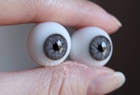 Image 2 of 18mm - Full Round - German Glass Eyes - Gray